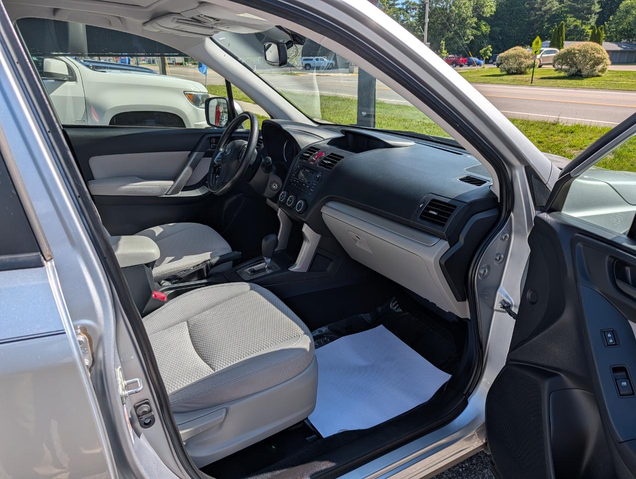 Subaru Forester 4dr Auto 2.5i Premium PZEV 2014