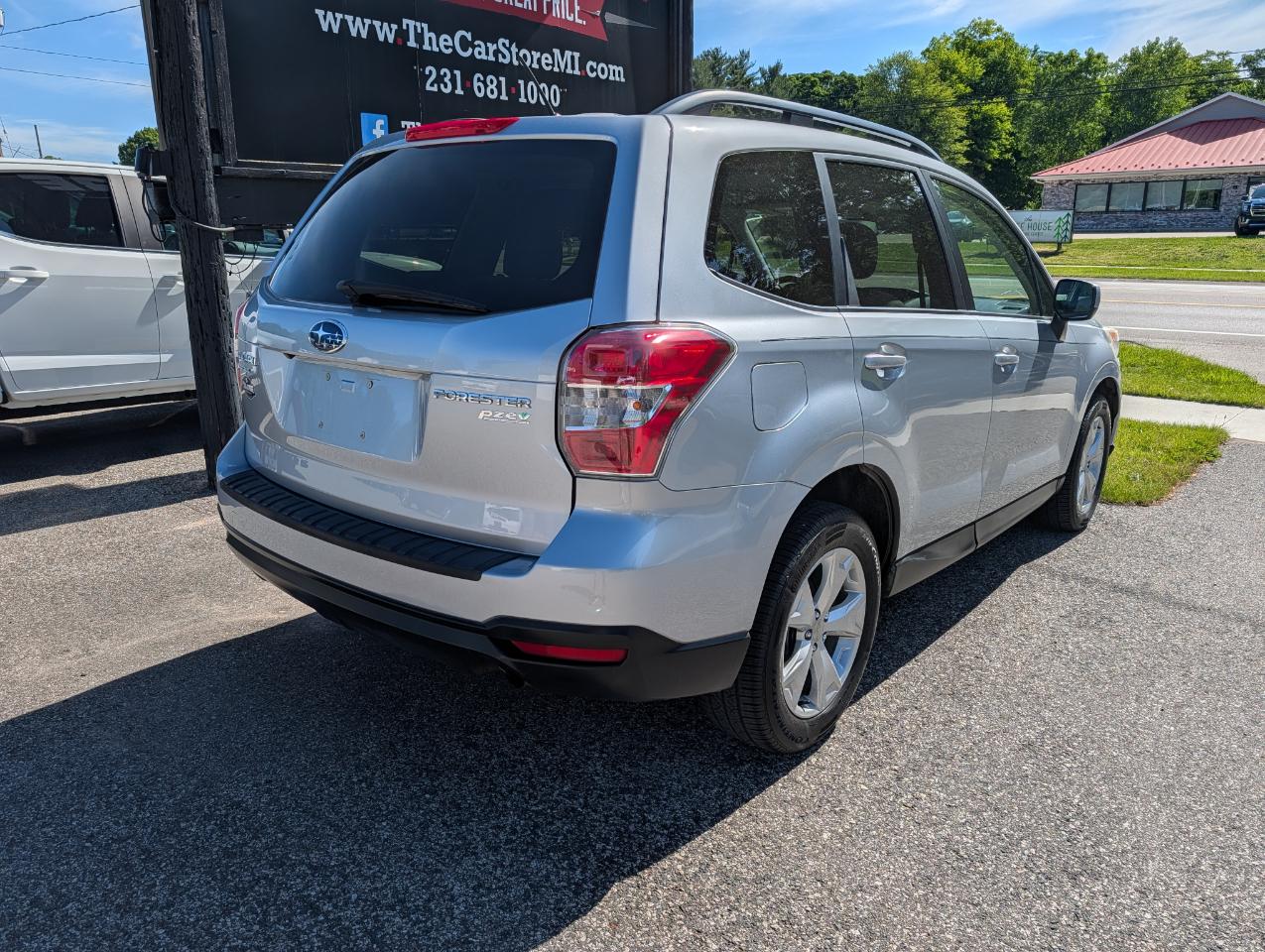 Subaru Forester 4dr Auto 2.5i Premium PZEV 2014