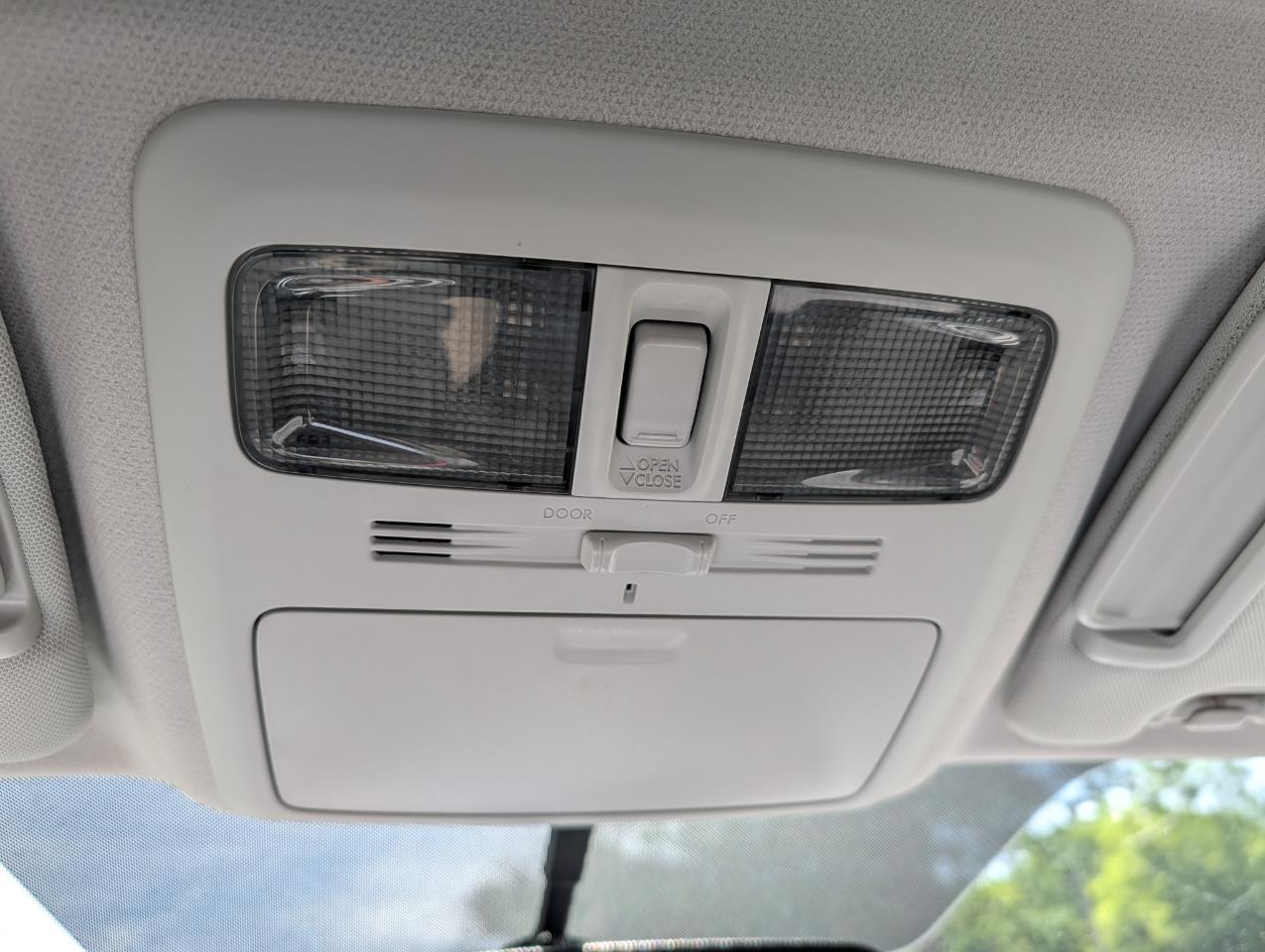 Subaru Forester 4dr Auto 2.5i Premium PZEV 2014