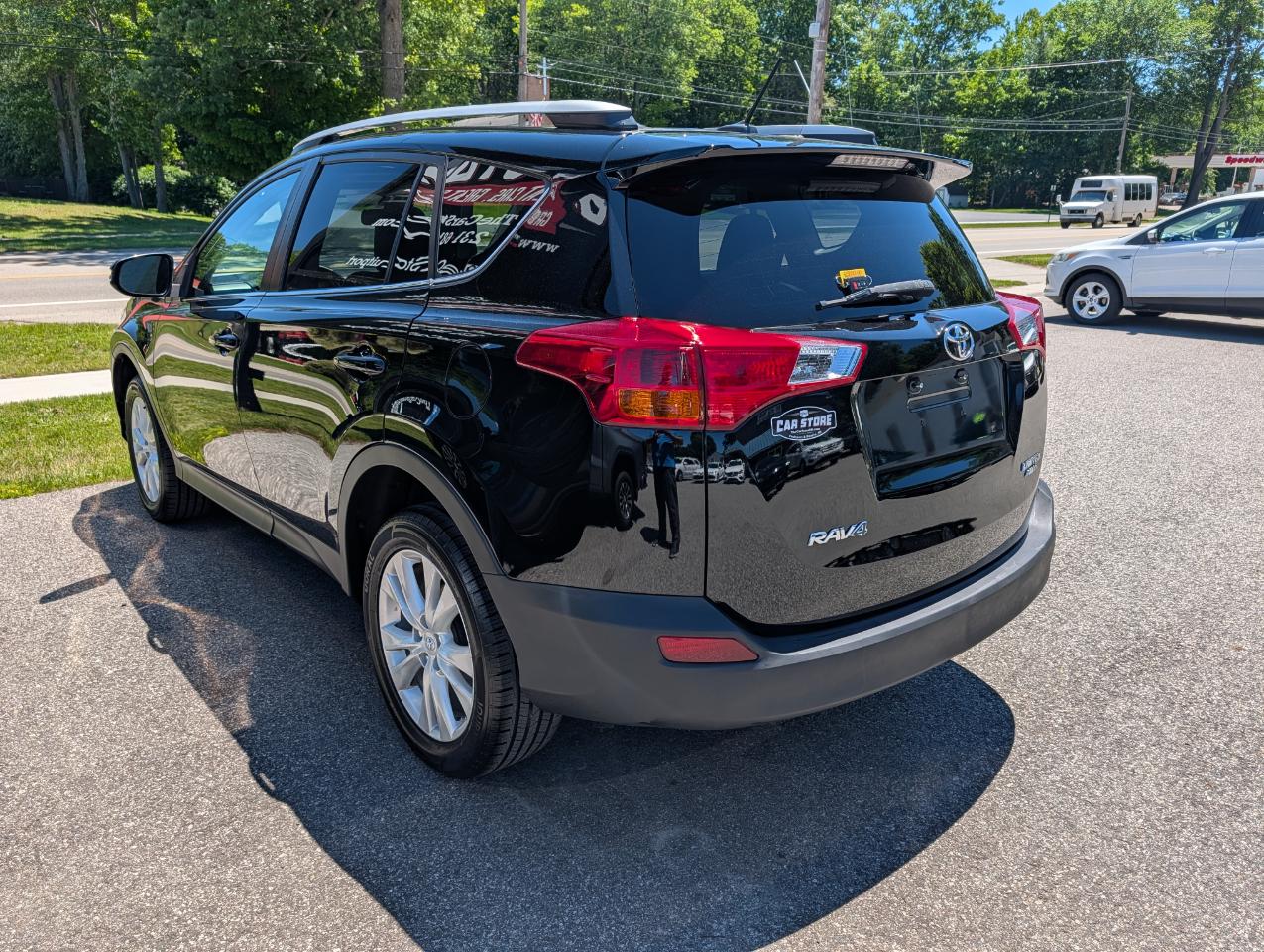 Toyota RAV4 AWD 4dr Limited (Natl) 2015