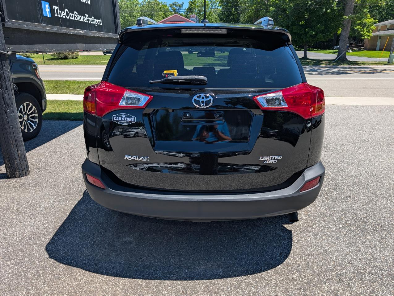 Toyota RAV4 AWD 4dr Limited (Natl) 2015