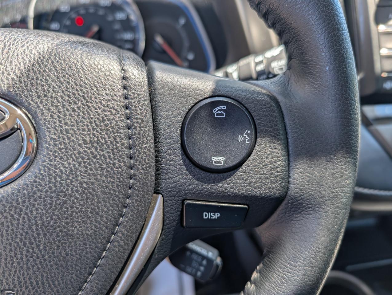 Toyota RAV4 AWD 4dr Limited (Natl) 2015