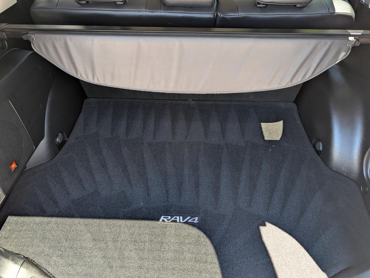 Toyota RAV4 AWD 4dr Limited (Natl) 2015