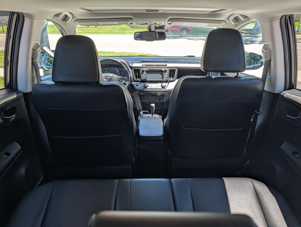 Toyota RAV4 AWD 4dr Limited (Natl) 2015