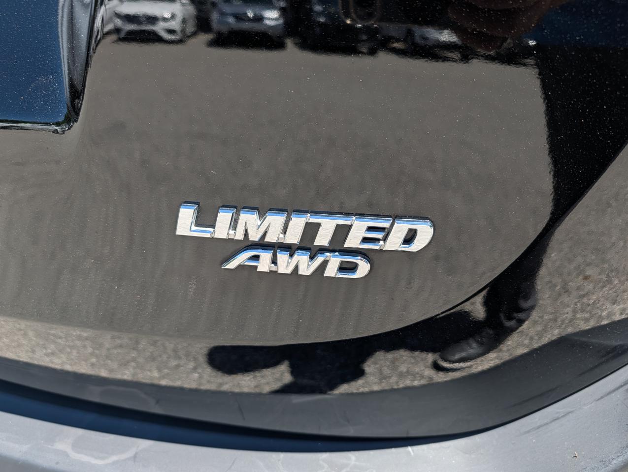 Toyota RAV4 AWD 4dr Limited (Natl) 2015