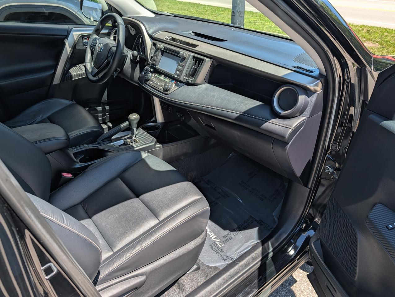 Toyota RAV4 AWD 4dr Limited (Natl) 2015