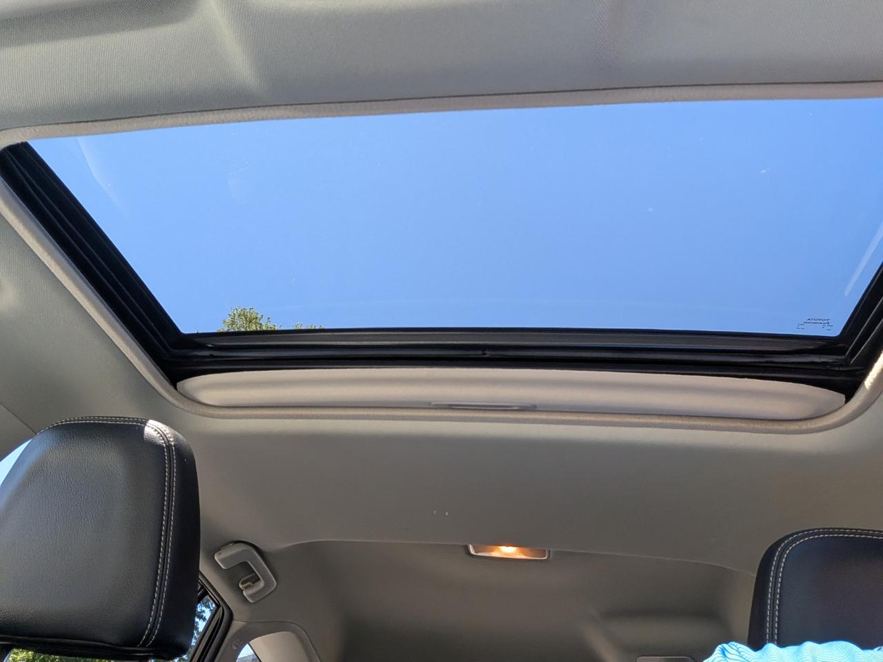 Toyota RAV4 AWD 4dr Limited (Natl) 2015