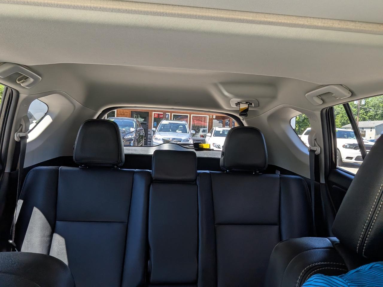 Toyota RAV4 AWD 4dr Limited (Natl) 2015