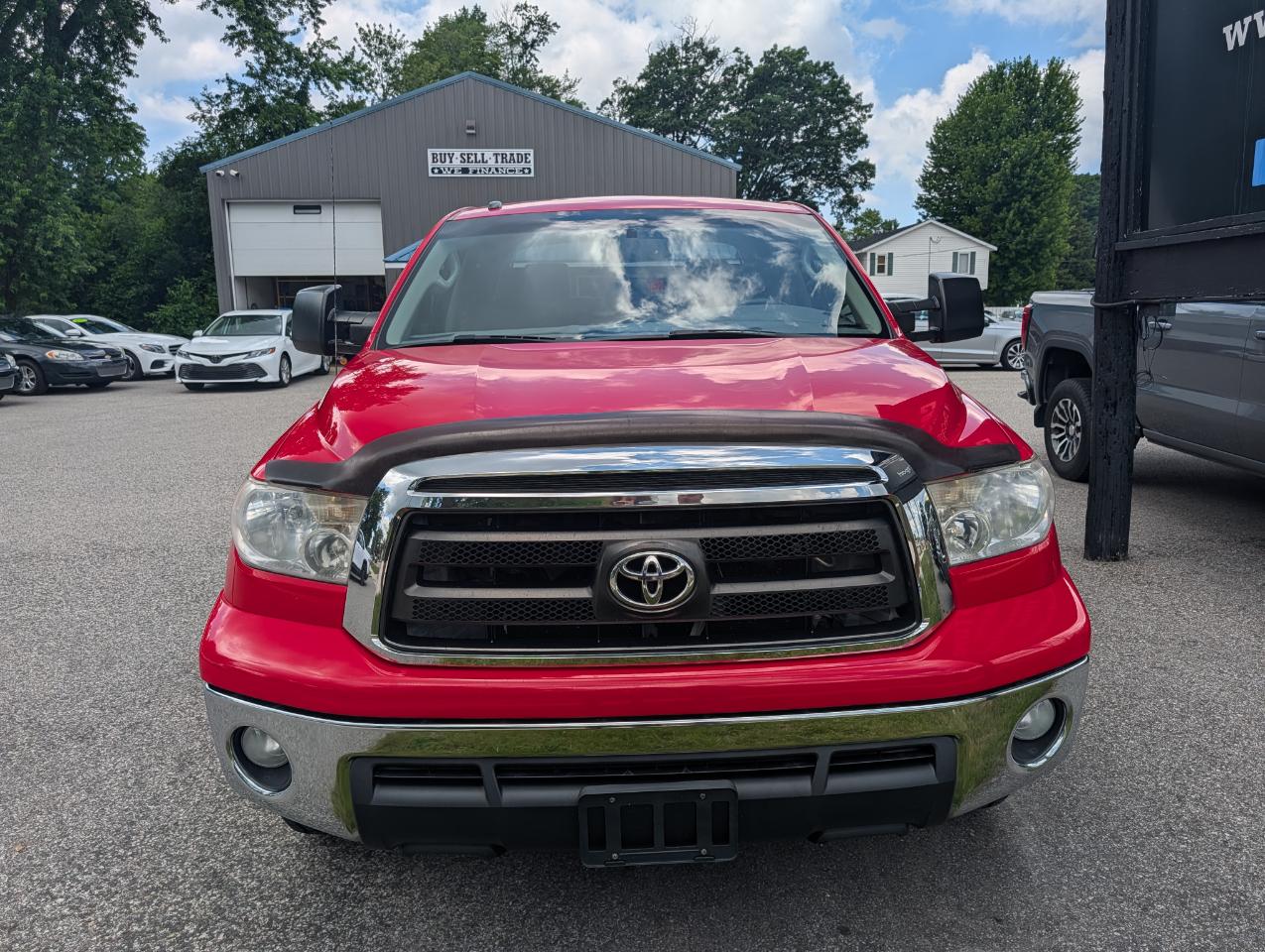 Toyota Tundra 2WD Truck CrewMax 5.7L V8 6-Spd AT (Natl) 2012