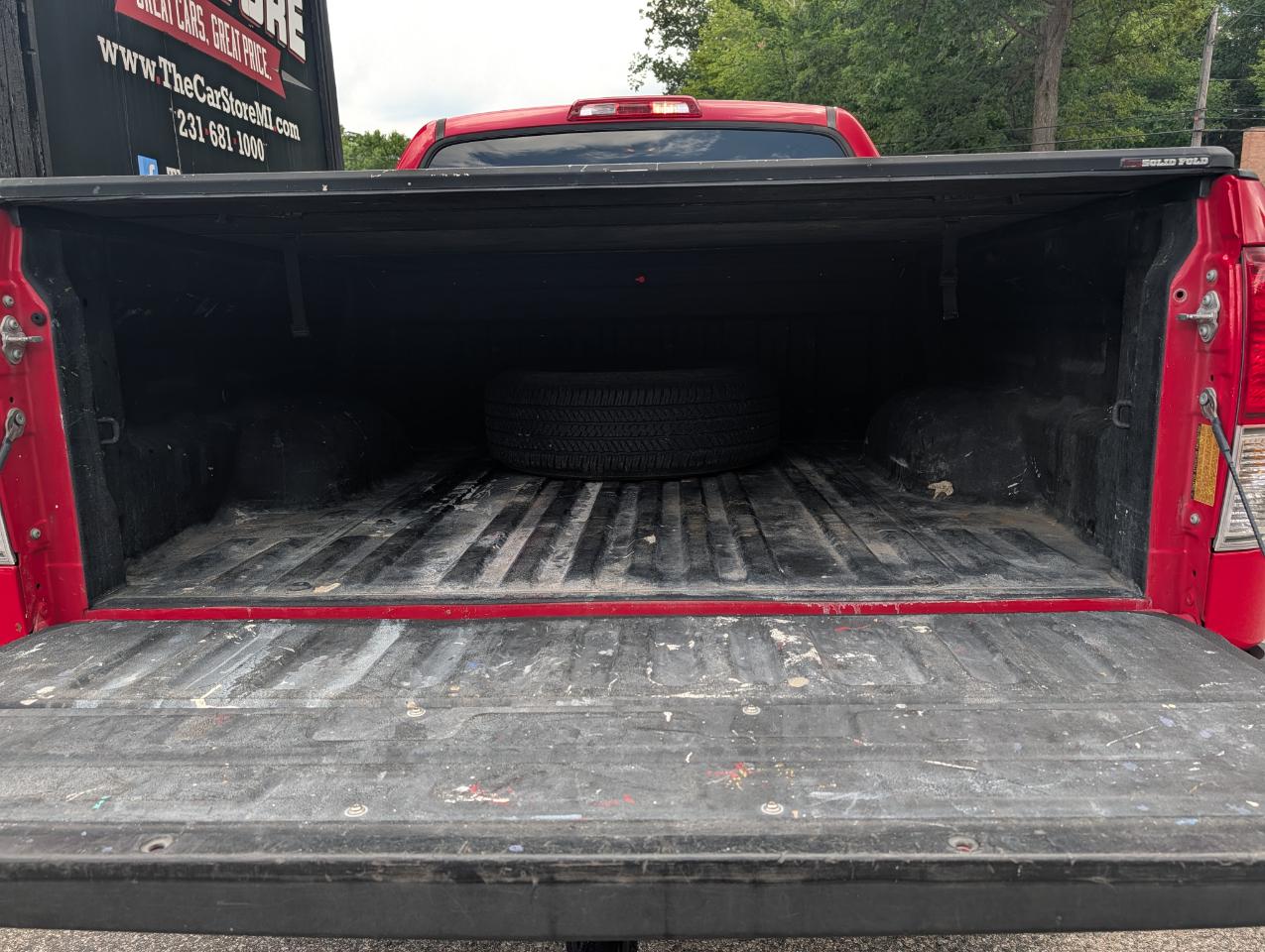 Toyota Tundra 2WD Truck CrewMax 5.7L V8 6-Spd AT (Natl) 2012