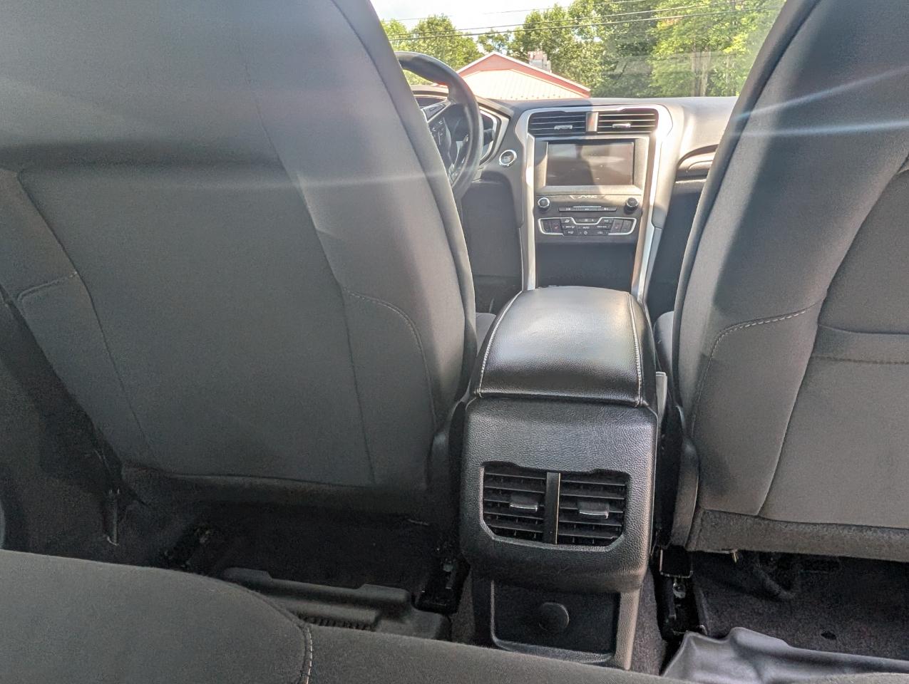 Ford Fusion SE AWD 2020
