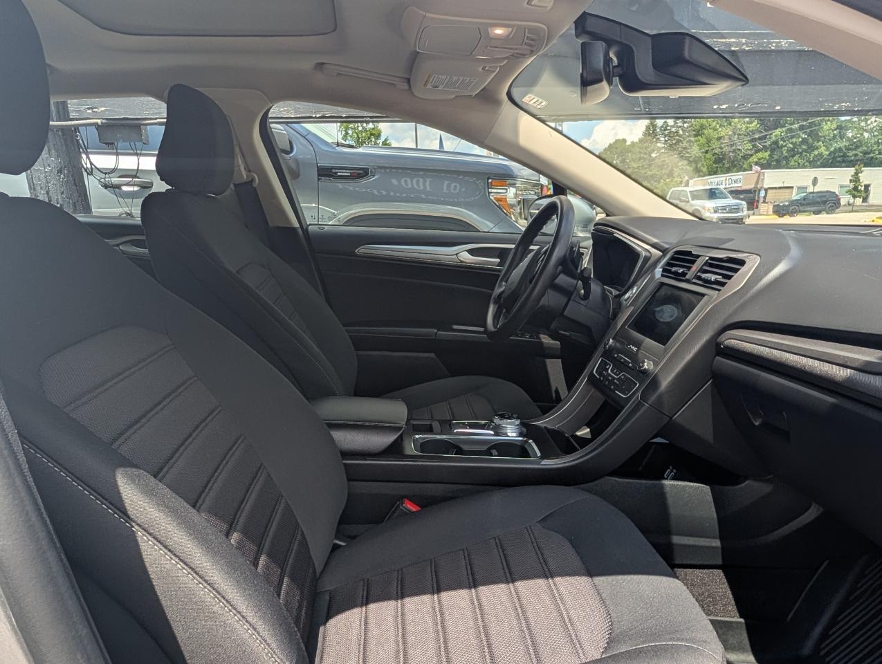 Ford Fusion SE AWD 2020