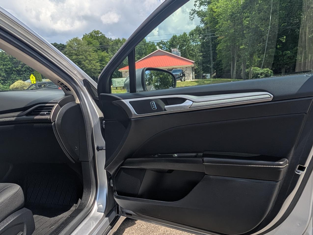 Ford Fusion SE AWD 2020