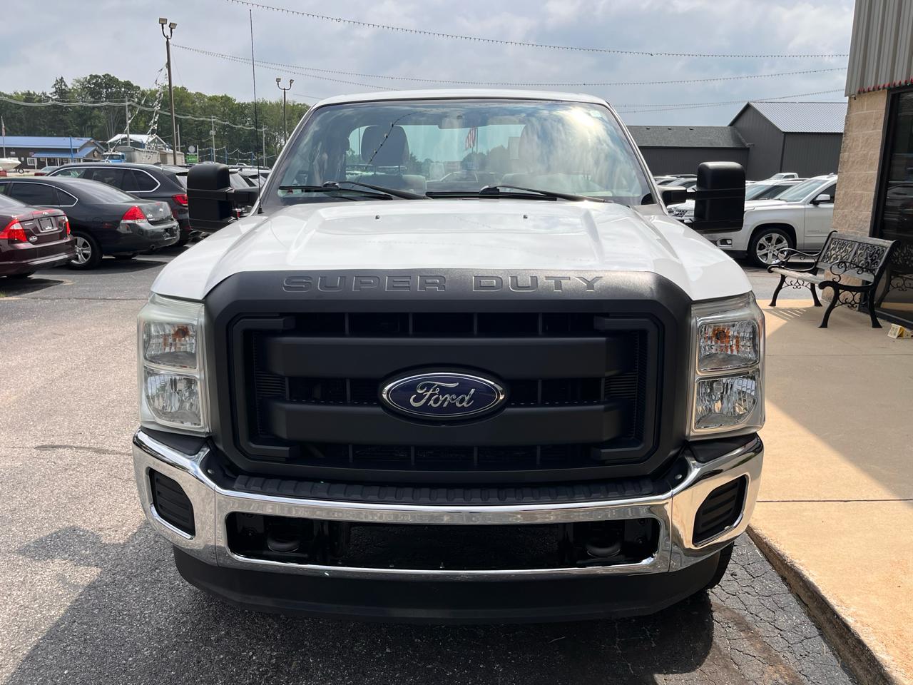Ford Super Duty F-250 SRW XL 4WD Reg Cab 8' Box 2016