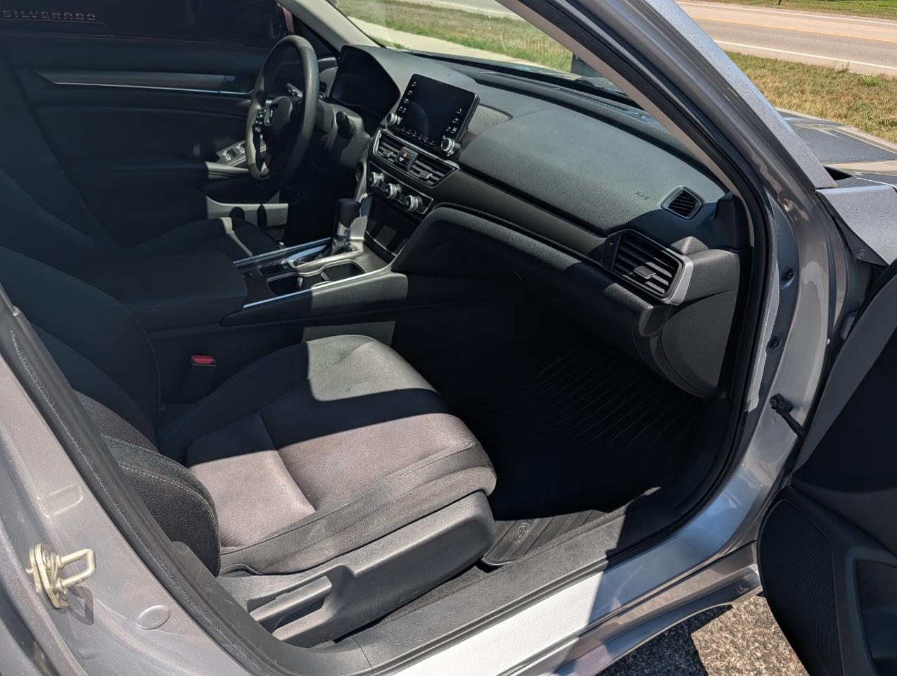 Honda Accord Sedan LX 1.5T CVT 2019