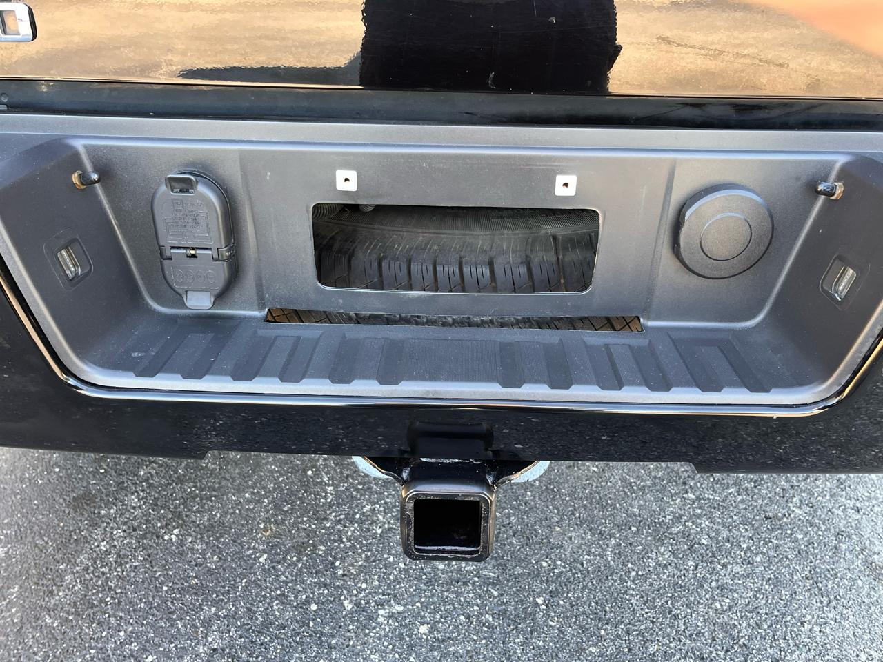 Chevrolet Silverado 1500 4WD Crew Cab 143.5" LT w/2LT 2017