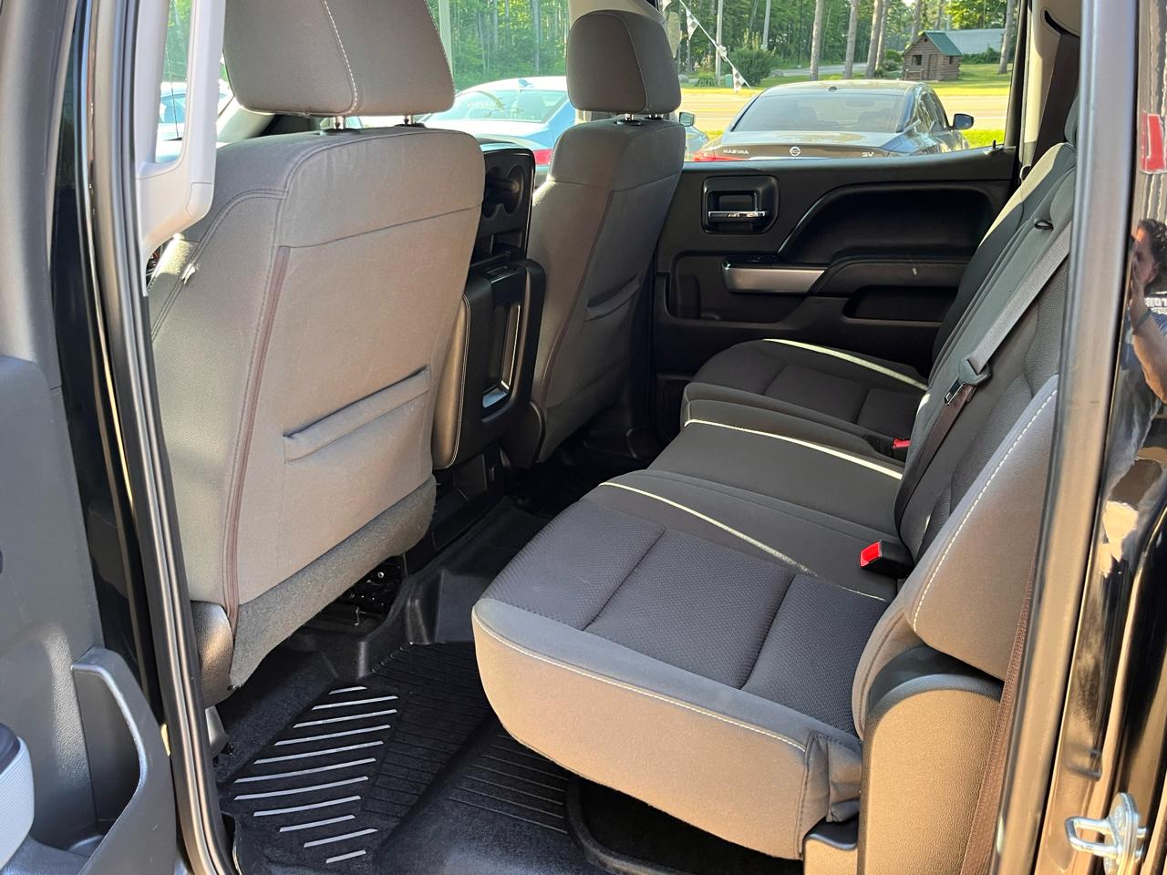 Chevrolet Silverado 1500 4WD Crew Cab 143.5" LT w/2LT 2017