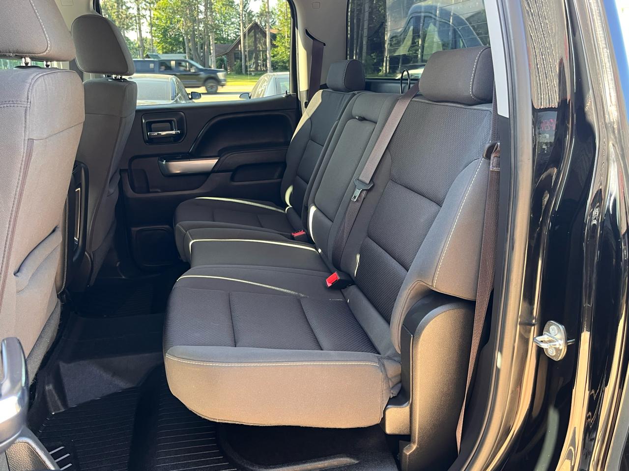 Chevrolet Silverado 1500 4WD Crew Cab 143.5" LT w/2LT 2017