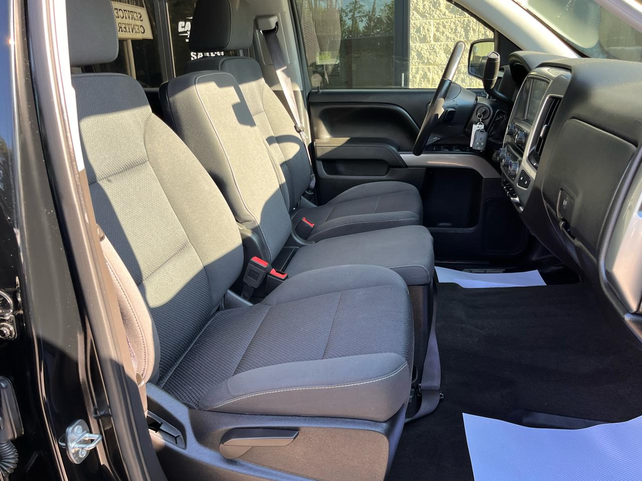 Chevrolet Silverado 1500 4WD Crew Cab 143.5" LT w/2LT 2017