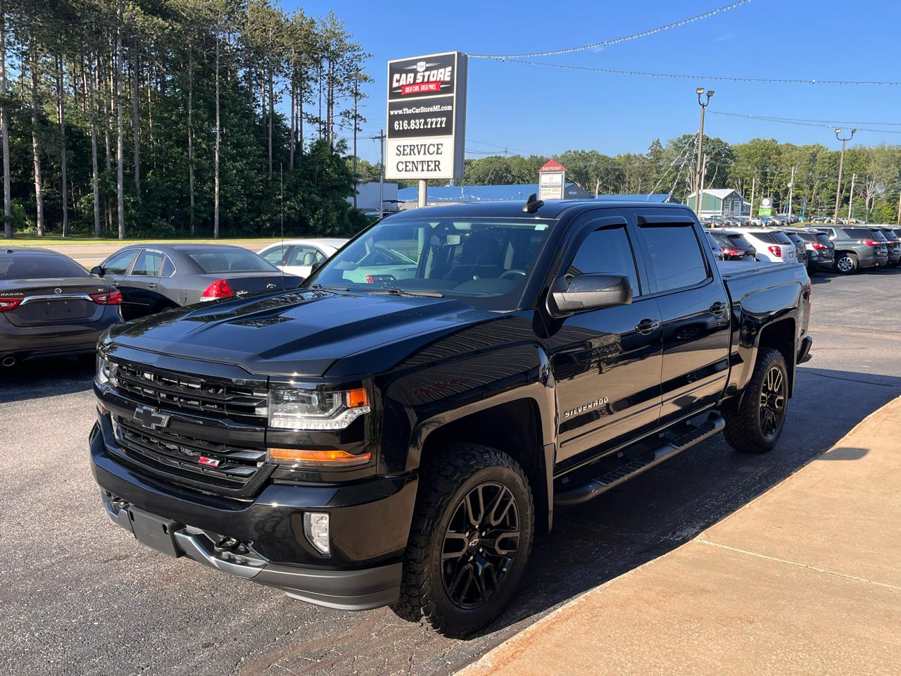 Chevrolet Silverado 1500 4WD Crew Cab 143.5" LT w/2LT 2017