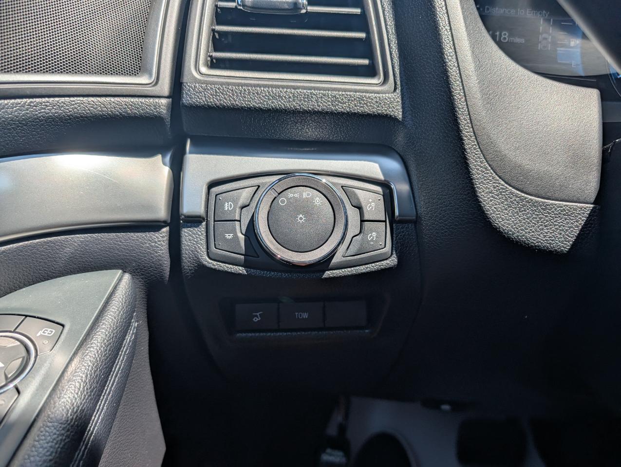 Ford Explorer XLT 4WD 2019