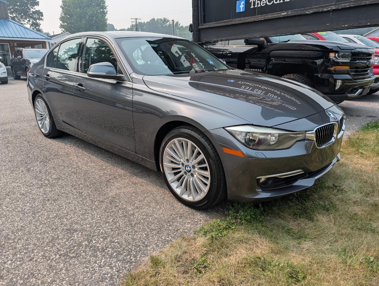 BMW 3 Series 4dr Sdn 328i xDrive AWD SULEV 2014