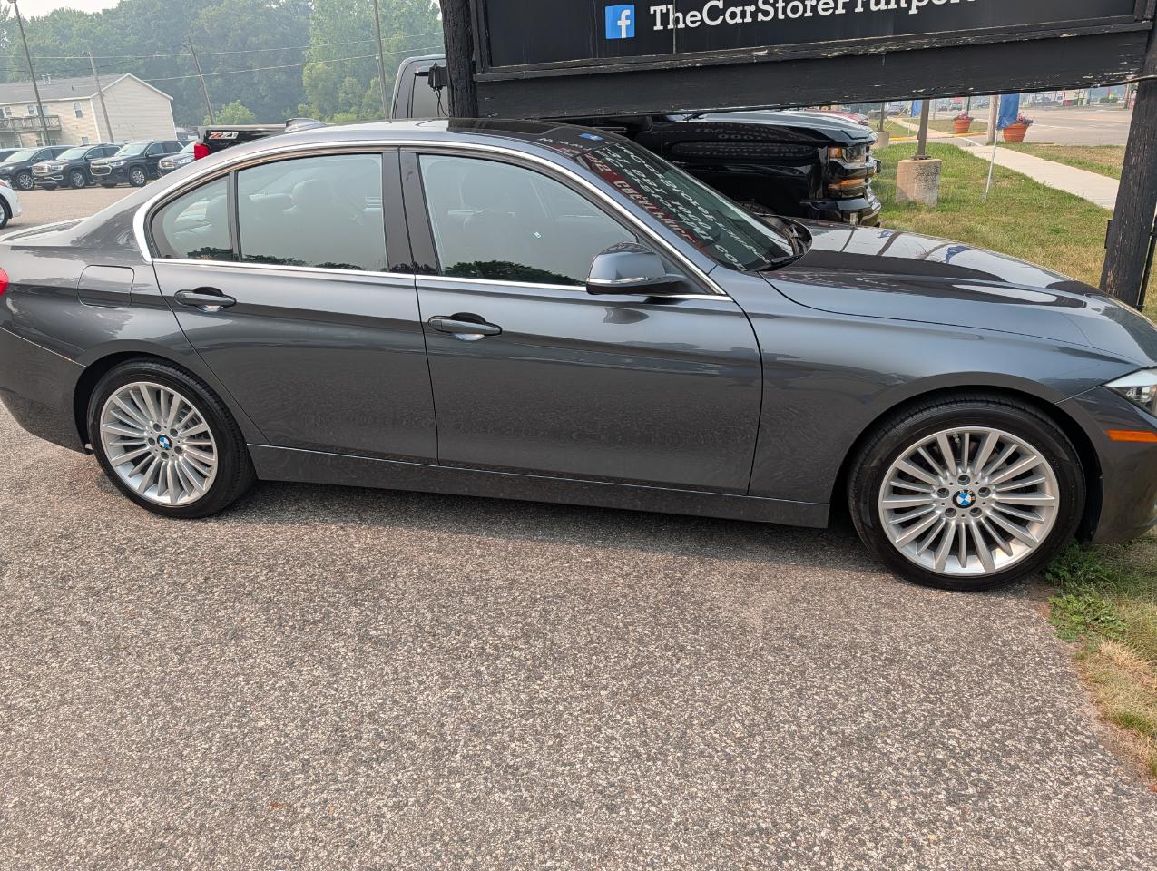 BMW 3 Series 4dr Sdn 328i xDrive AWD SULEV 2014