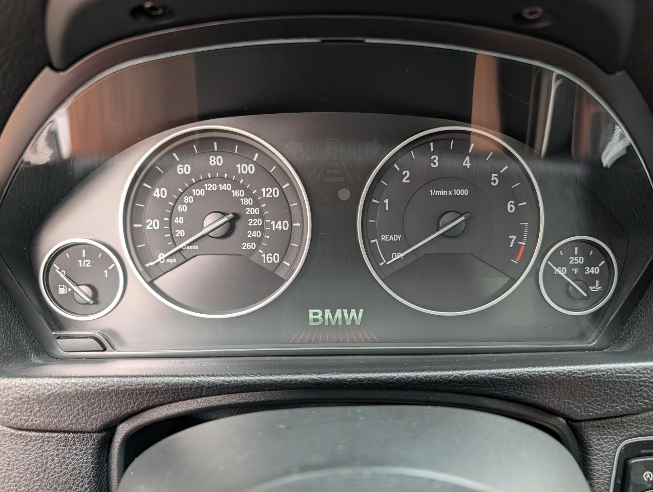 BMW 3 Series 4dr Sdn 328i xDrive AWD SULEV 2014