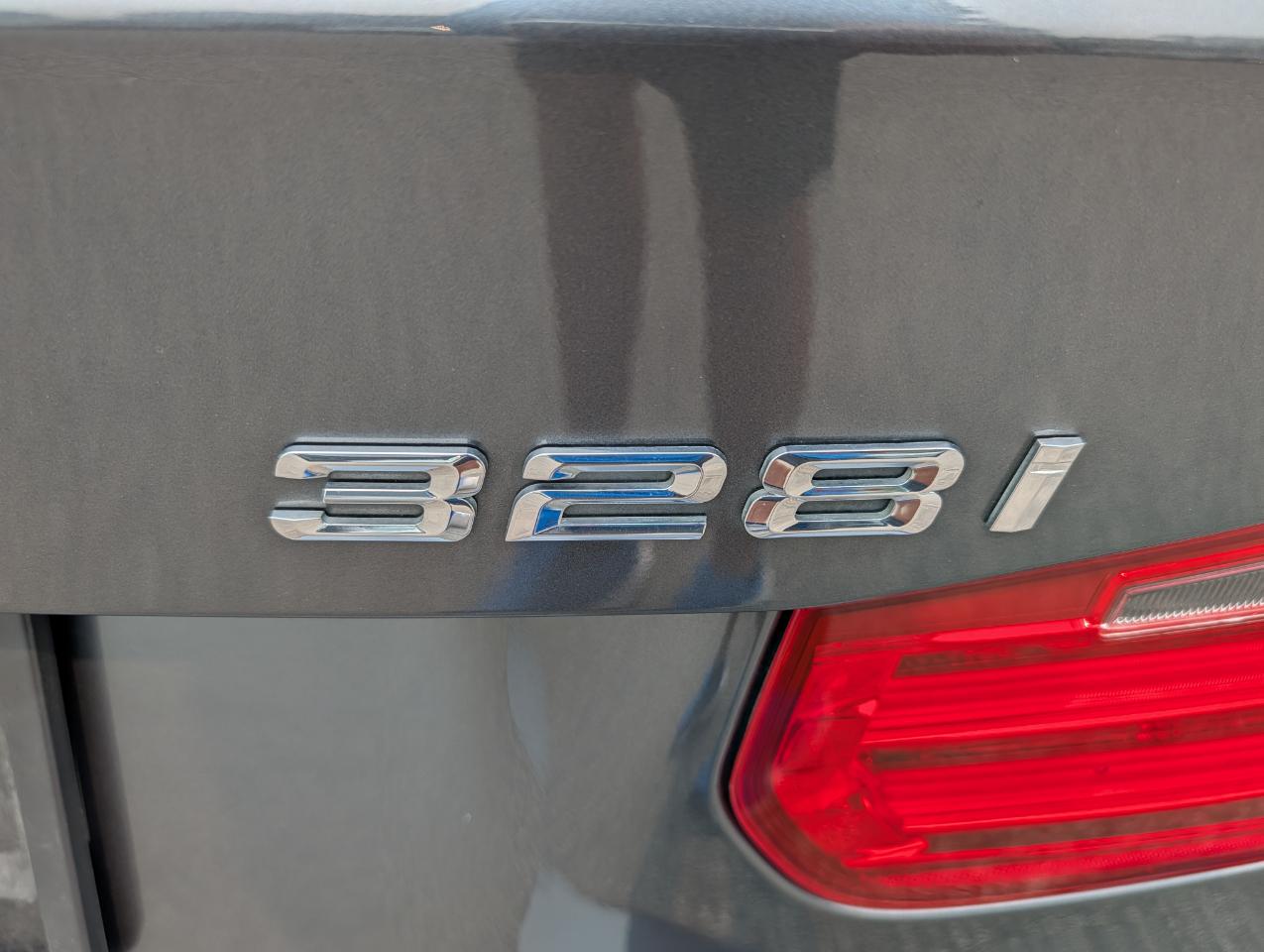BMW 3 Series 4dr Sdn 328i xDrive AWD SULEV 2014
