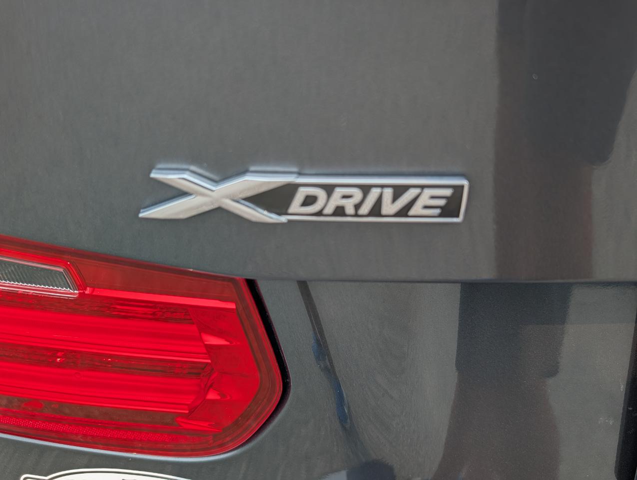 BMW 3 Series 4dr Sdn 328i xDrive AWD SULEV 2014