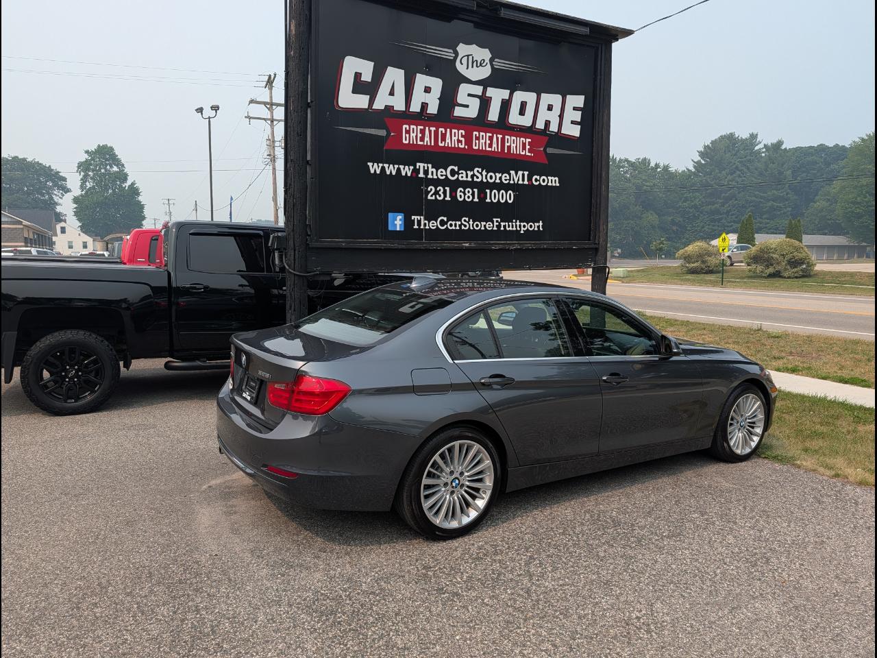 BMW 3 Series 4dr Sdn 328i xDrive AWD SULEV 2014