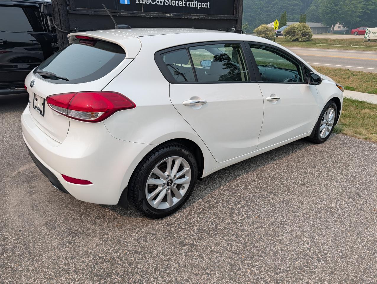 Kia Forte5 LX Auto 2017