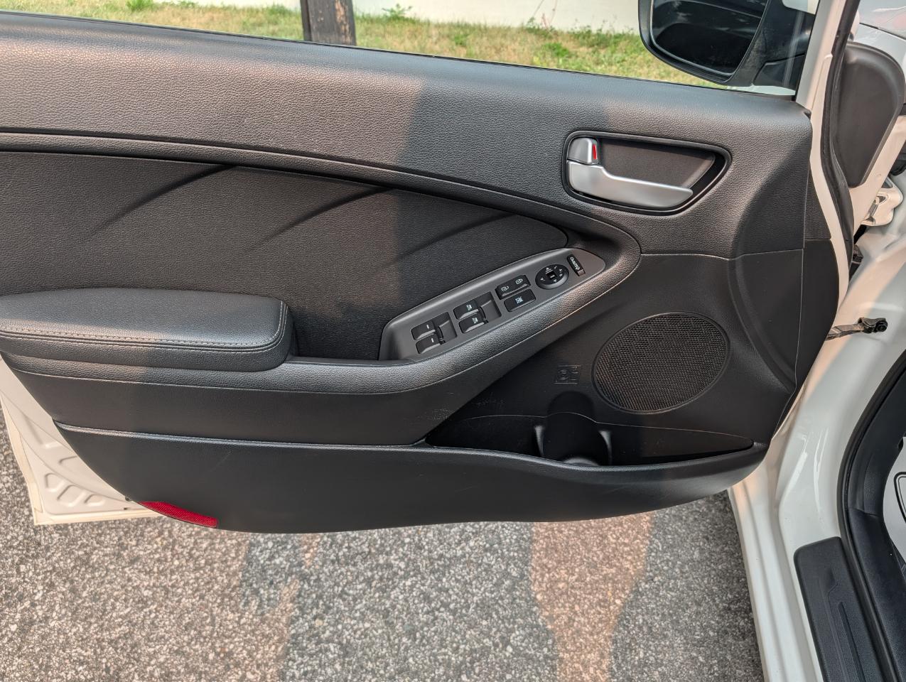 Kia Forte5 LX Auto 2017