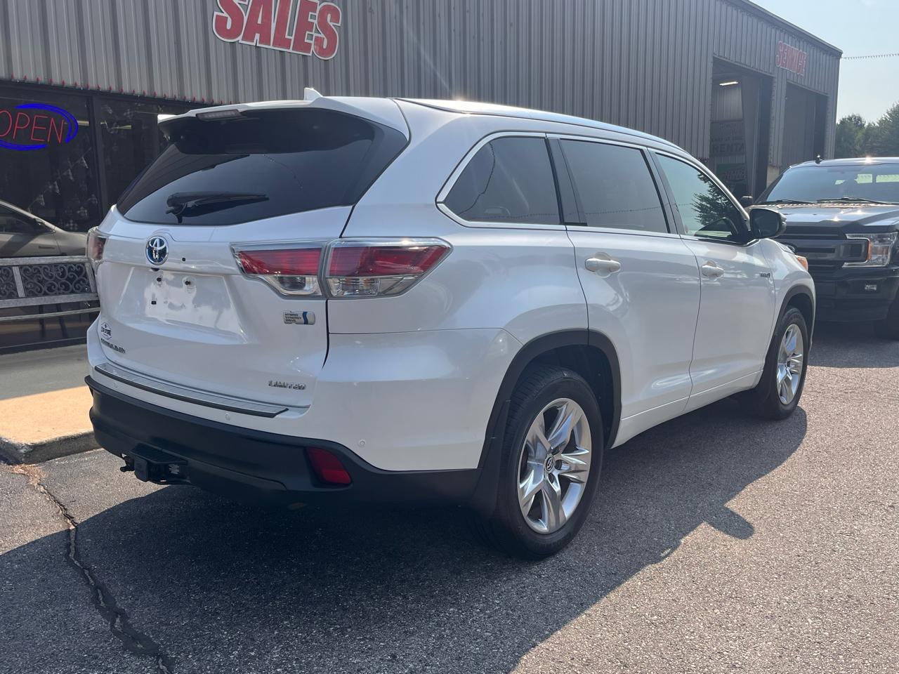 Toyota Highlander Hybrid  2016