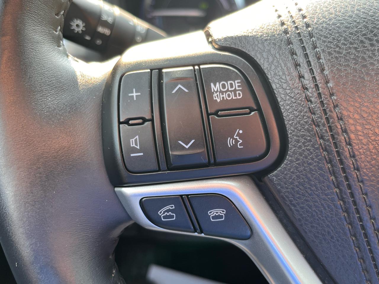 Toyota Highlander Hybrid  2016