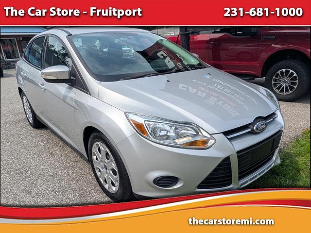Silver 2014 Ford Focus Sedan Front-Wheel Drive Automatic