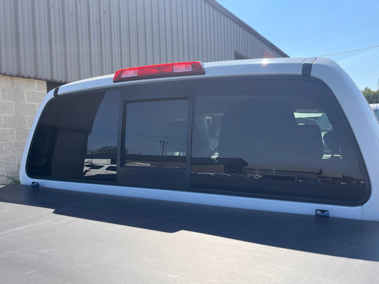 Nissan Frontier 2017.5 Crew Cab 4x4 SV V6 Auto Long Bed 2017