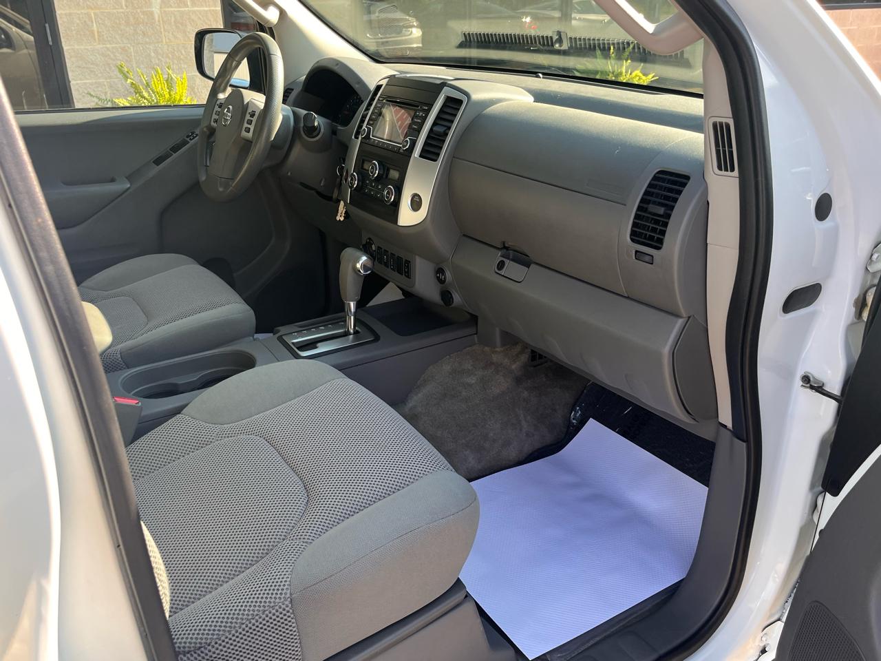 Nissan Frontier 2017.5 Crew Cab 4x4 SV V6 Auto Long Bed 2017