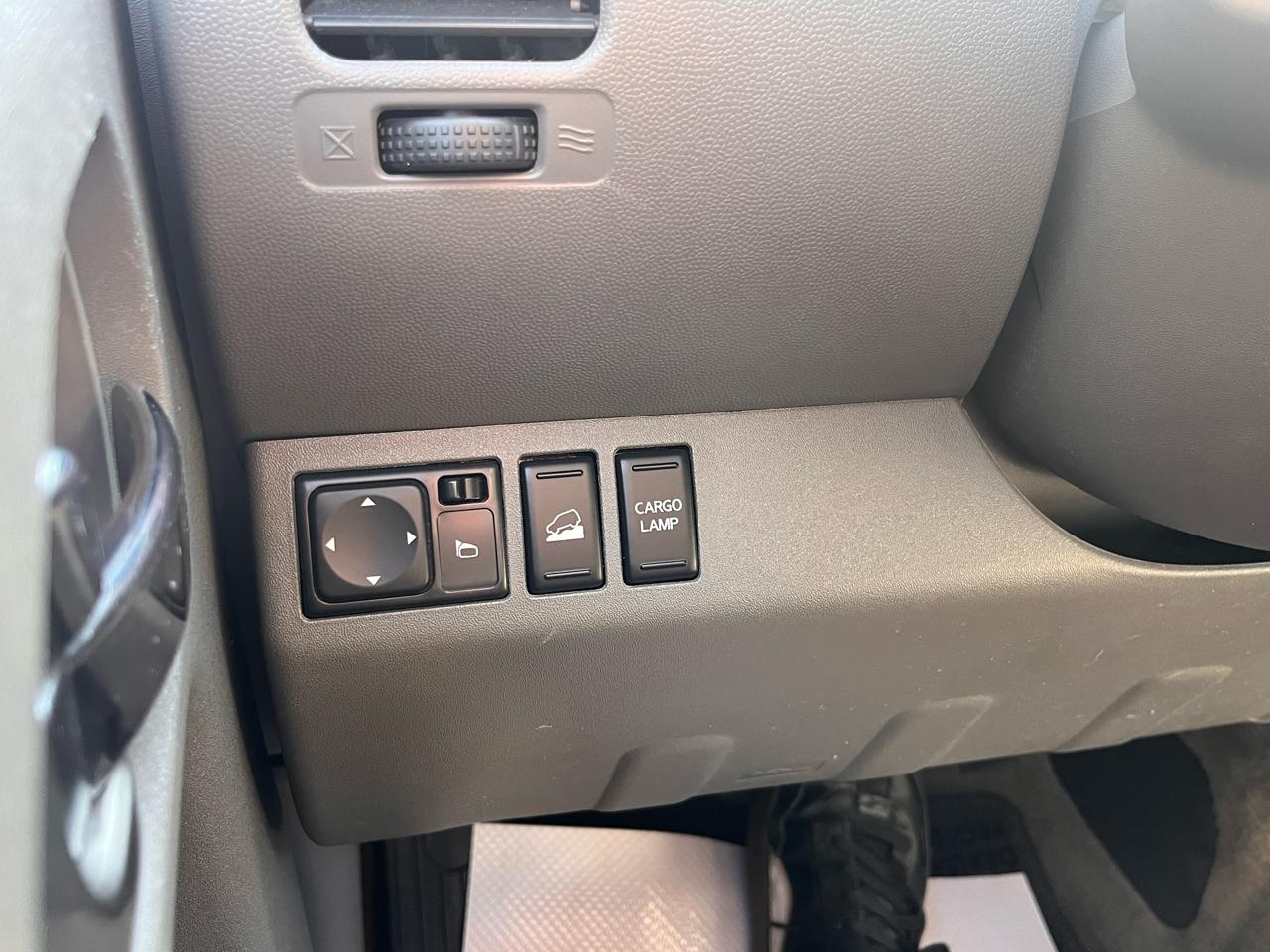 Nissan Frontier 2017.5 Crew Cab 4x4 SV V6 Auto Long Bed 2017