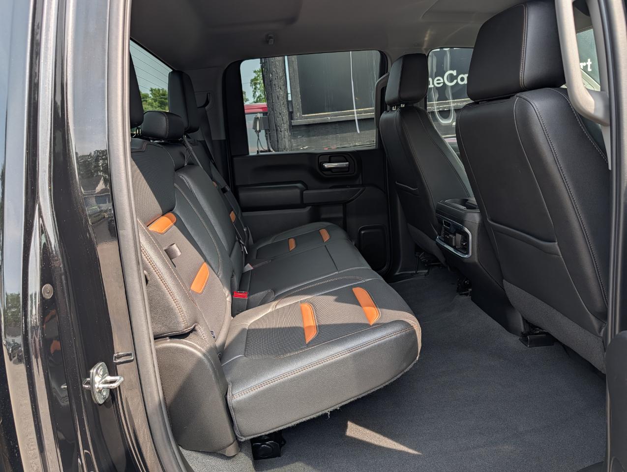 Chevrolet Silverado 2500HD 4WD Crew Cab 172" LT 2023