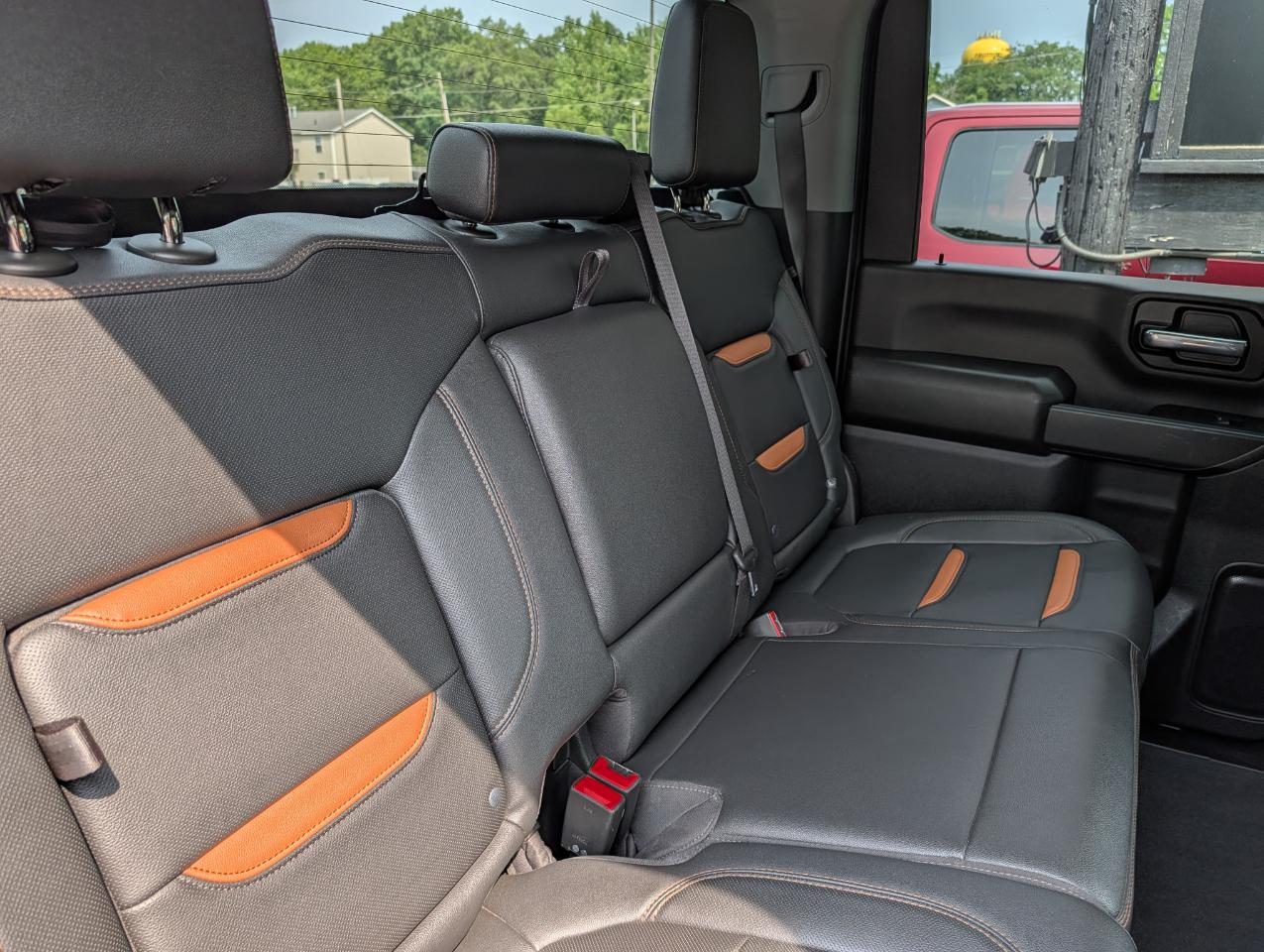 Chevrolet Silverado 2500HD 4WD Crew Cab 172" LT 2023