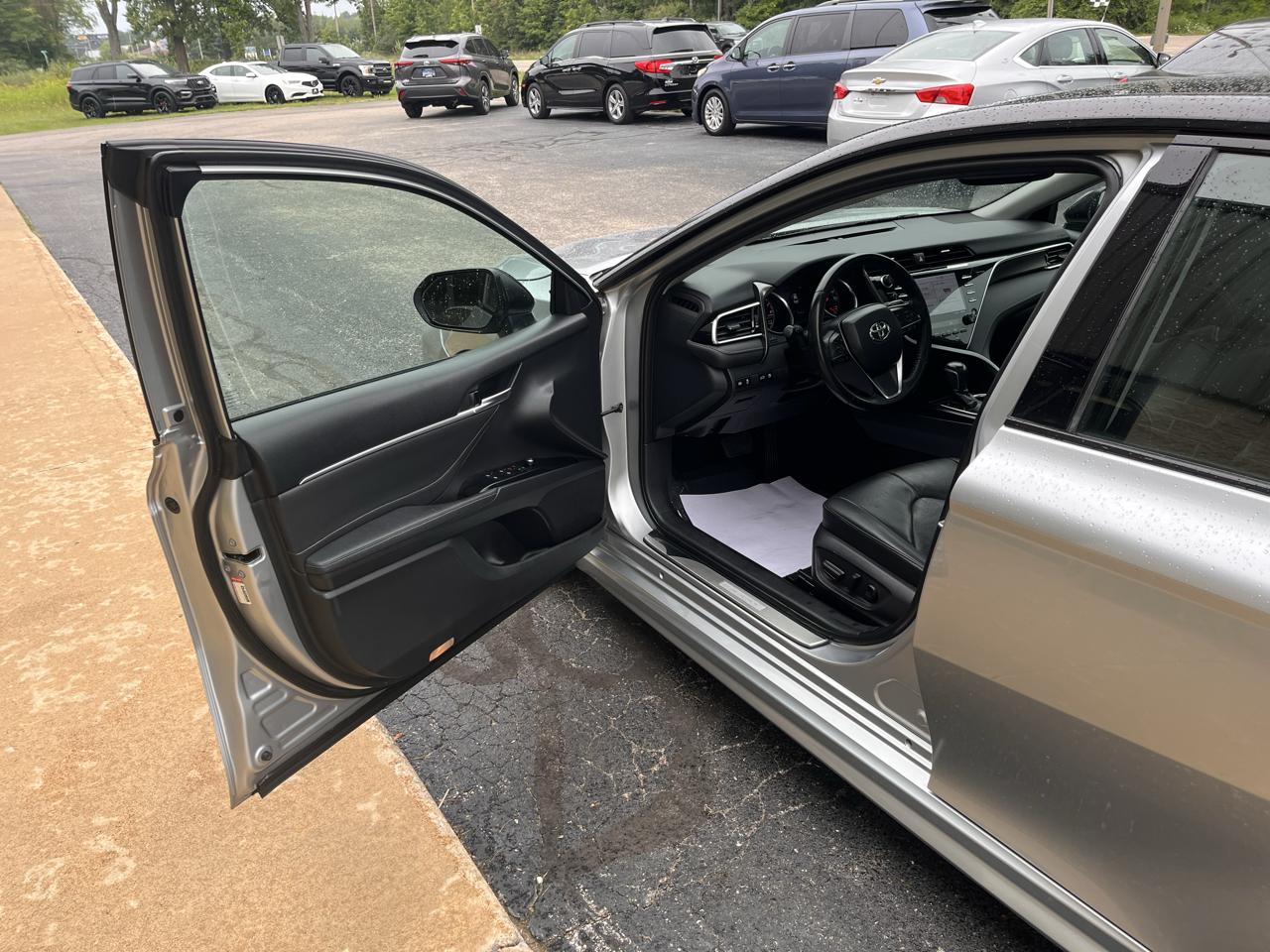 Toyota Camry  2018