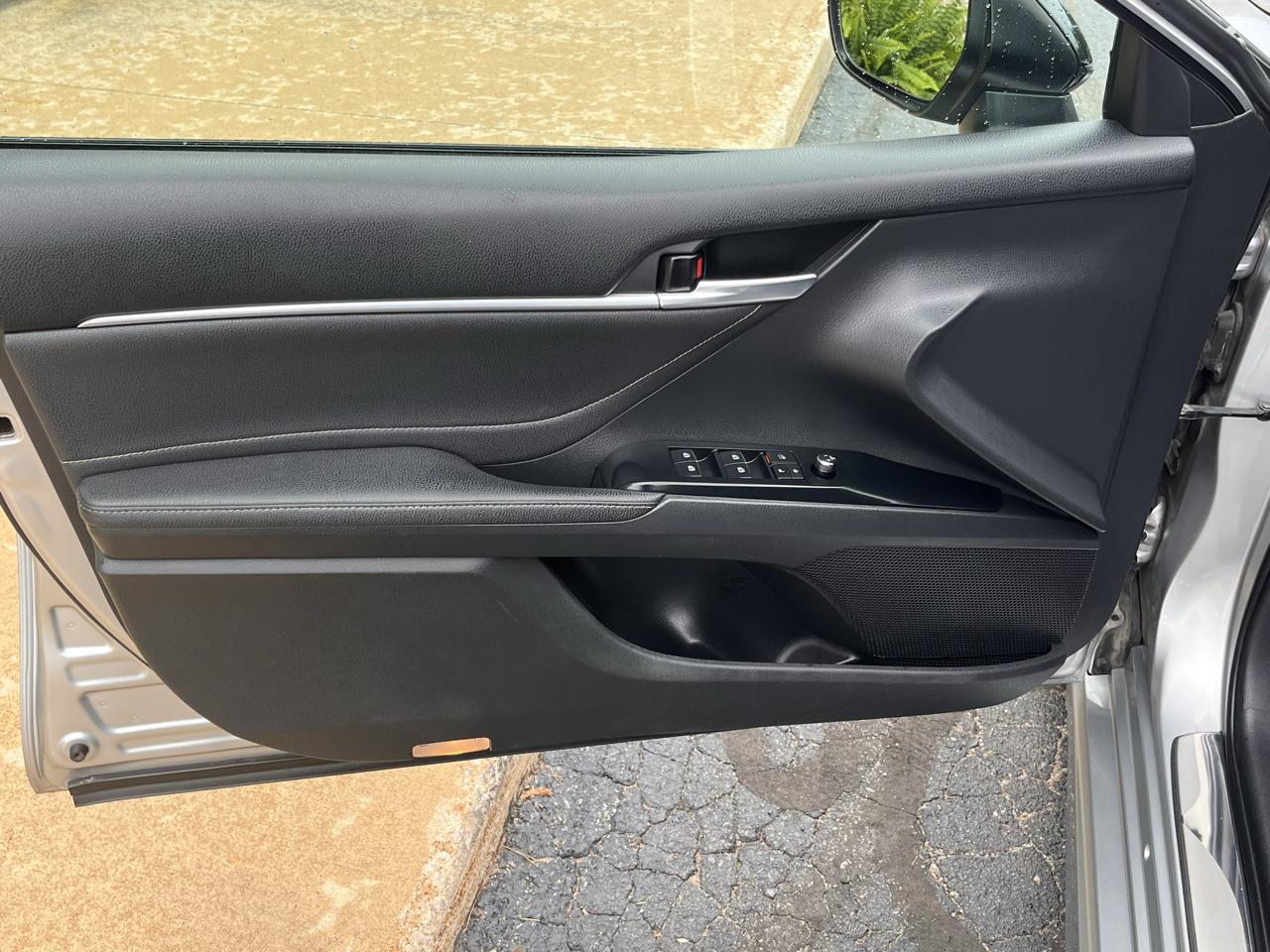 Toyota Camry  2018