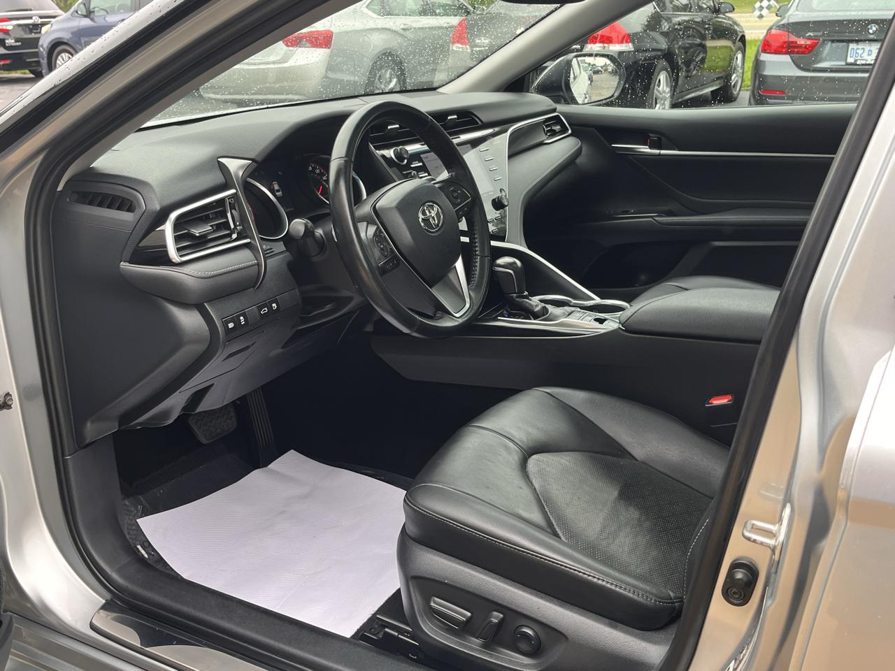 Toyota Camry  2018