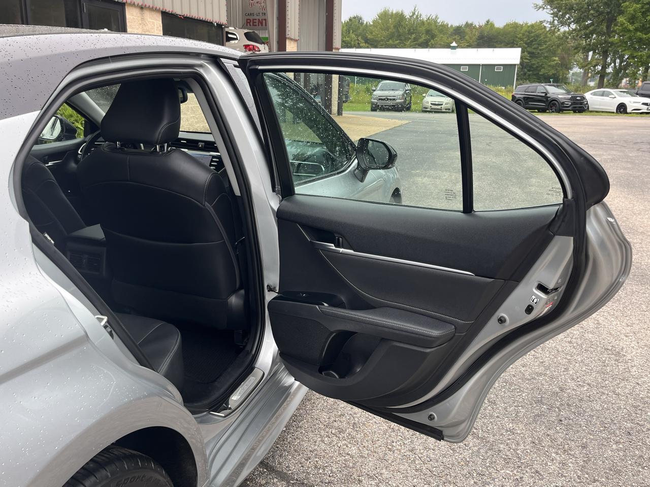 Toyota Camry  2018