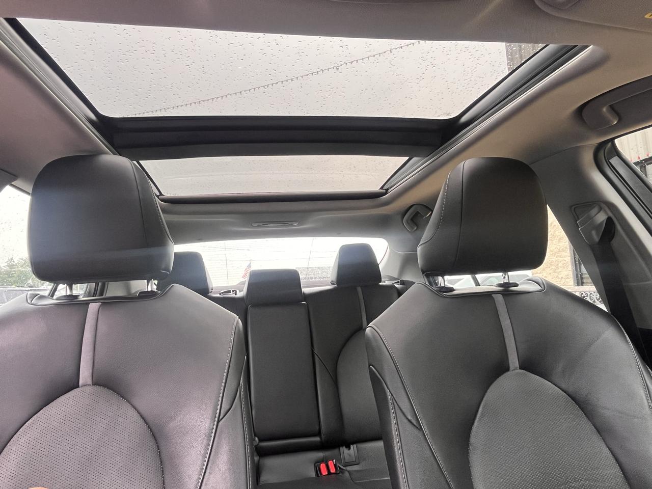 Toyota Camry  2018