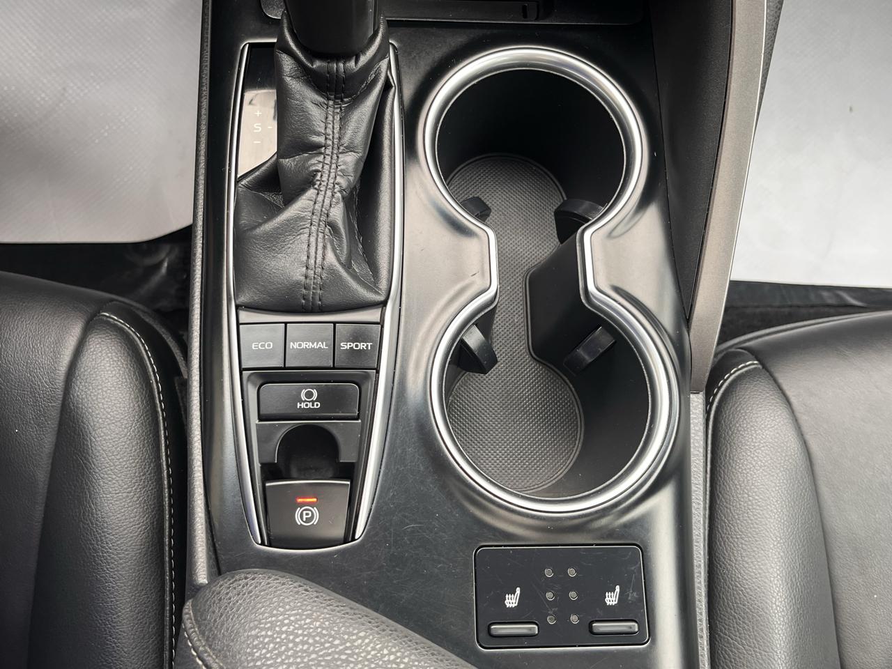 Toyota Camry  2018