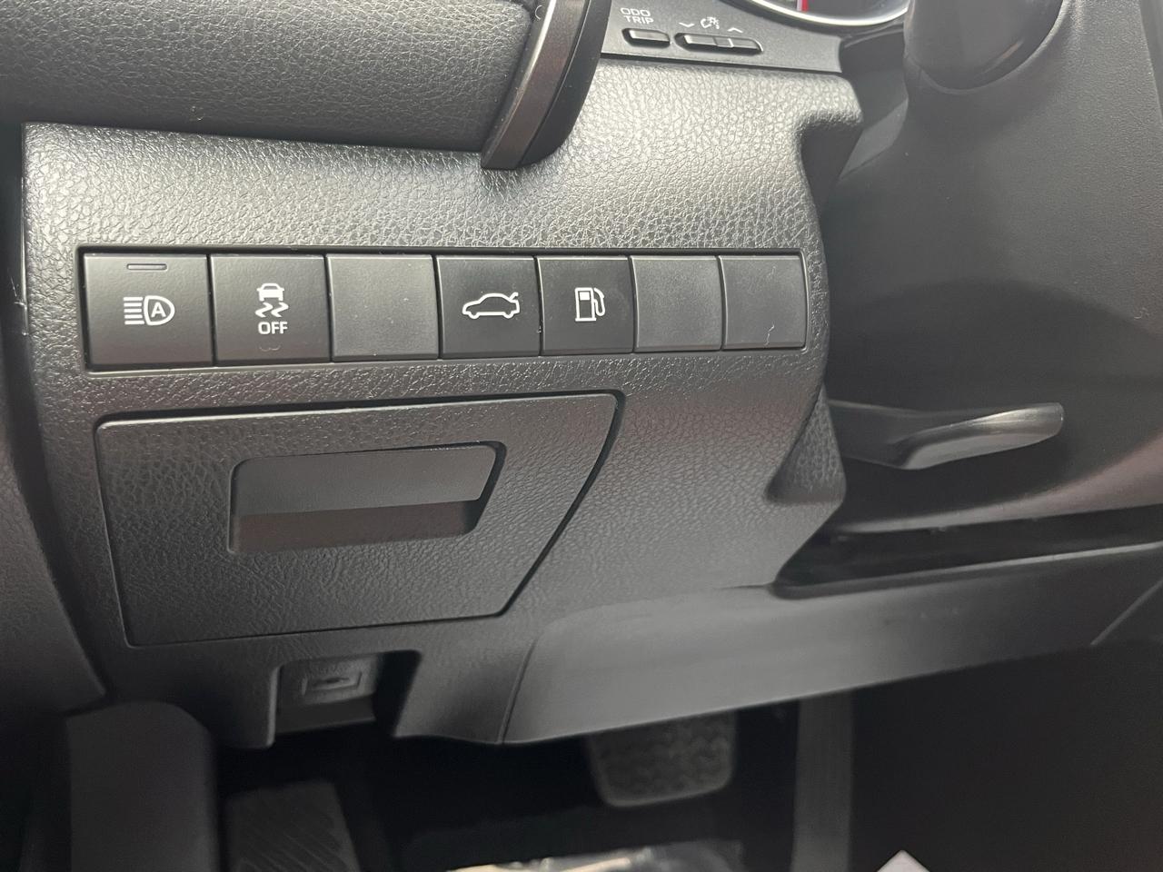 Toyota Camry  2018