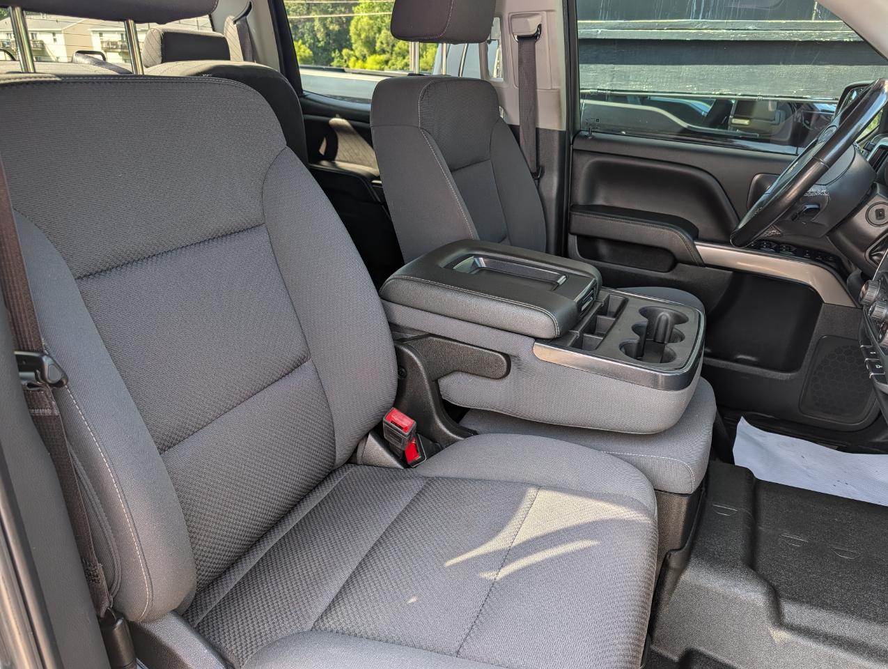 Chevrolet Silverado 1500 4WD Crew Cab 143.5" LT w/1LT 2018