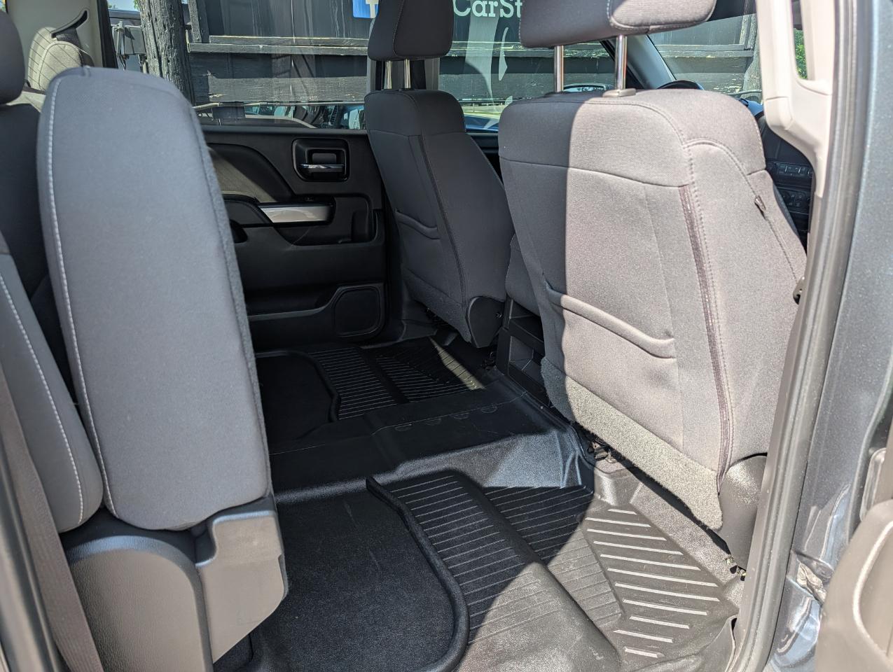 Chevrolet Silverado 1500 4WD Crew Cab 143.5" LT w/1LT 2018